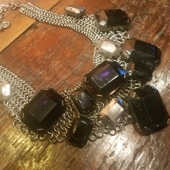 R.J.Graziano Mesh Bib Statement Necklace - Picture 1 of 7